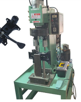 國產液壓鉚接機多少錢一臺？